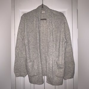 Maurices Light Gray Knitted Cardigan Size Small